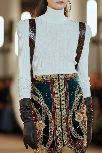 Look 72